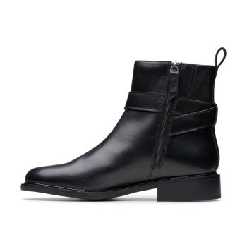 Renewal Style - Black Leather