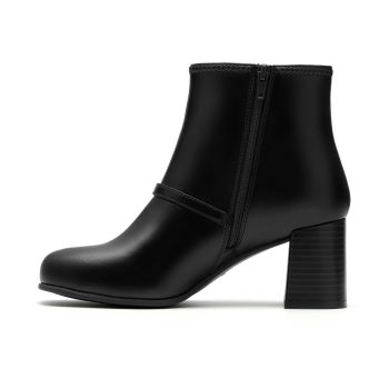 Keirsta Day - Black Leather